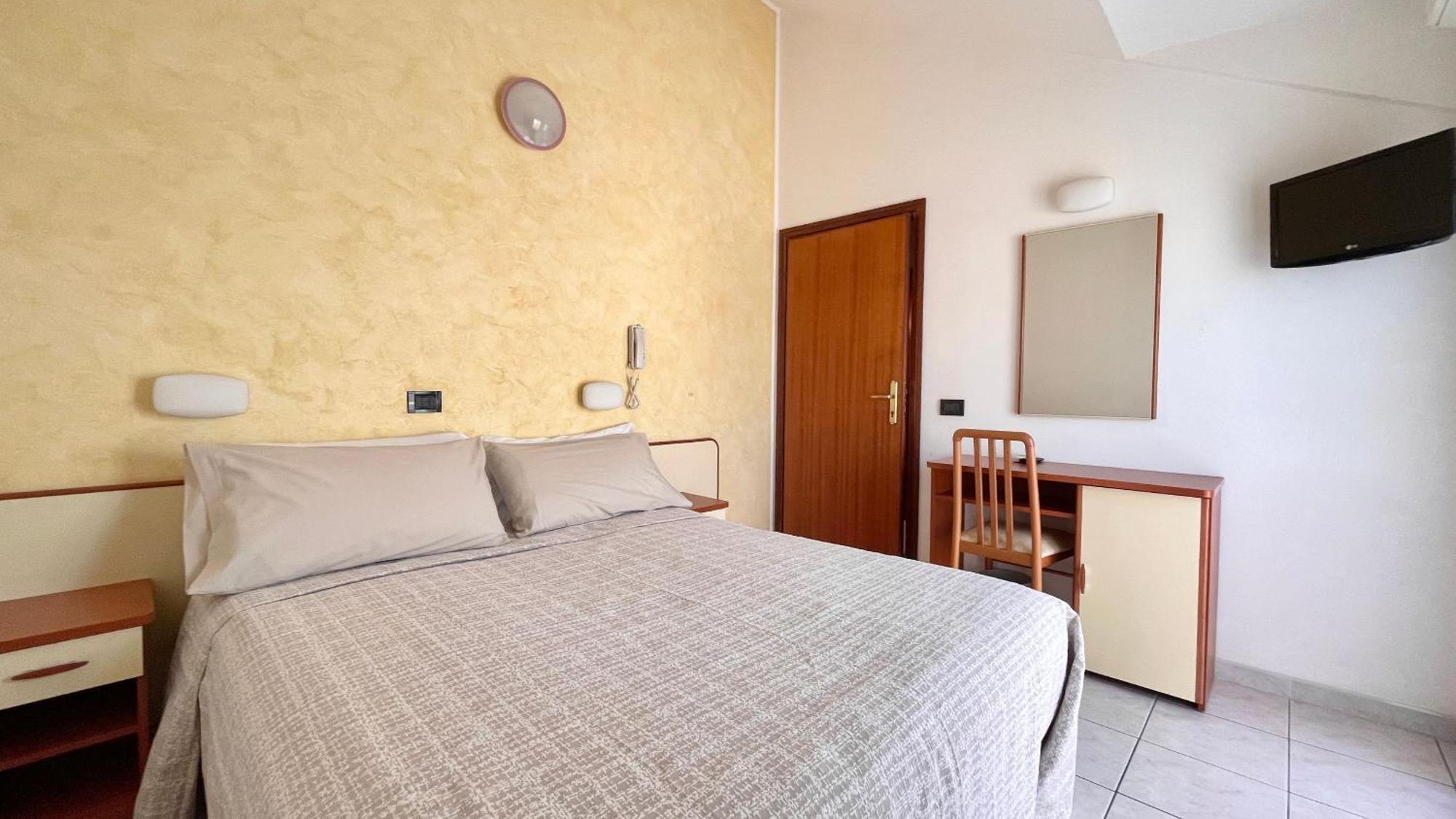 Zanella 3*